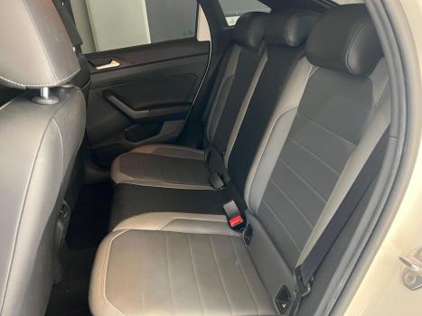 VOLKSWAGEN Nivus 1.0 4P FLEX 200 TSI HIGHLINE TURBO AUTOMTICO, Foto 6
