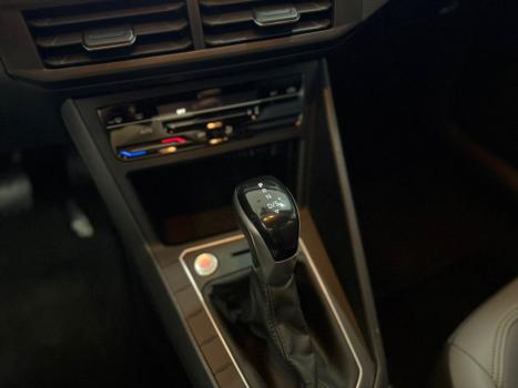 VOLKSWAGEN Nivus 1.0 4P FLEX 200 TSI HIGHLINE TURBO AUTOMTICO, Foto 8