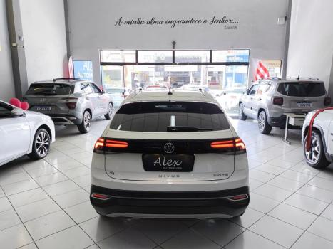 VOLKSWAGEN Nivus 1.0 4P FLEX 200 TSI HIGHLINE TURBO AUTOMTICO, Foto 4