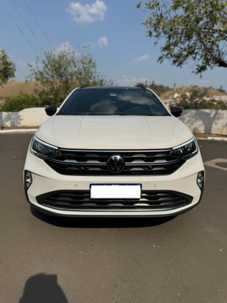 VOLKSWAGEN Nivus 1.0 4P FLEX 200 TSI HIGHLINE TURBO AUTOMTICO, Foto 2