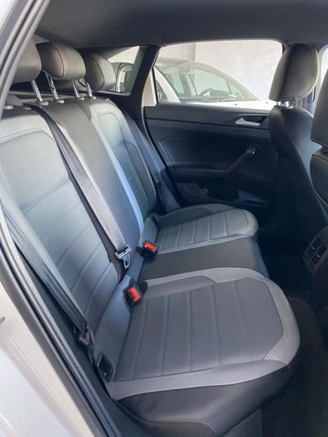 VOLKSWAGEN Nivus 1.0 4P FLEX 200 TSI HIGHLINE TURBO AUTOMTICO, Foto 16