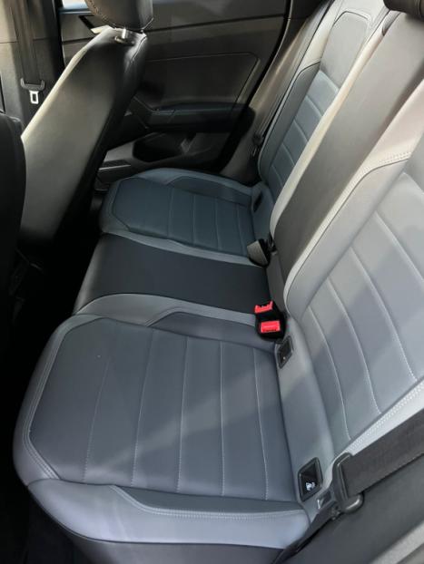 VOLKSWAGEN Nivus 1.0 4P FLEX 200 TSI HIGHLINE TURBO AUTOMTICO, Foto 8