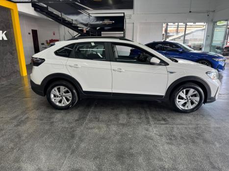 VOLKSWAGEN Nivus 1.0 4P FLEX 200 TSI COMFORTLINE TURBO AUTOMTICO, Foto 4