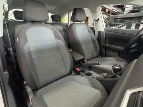 VOLKSWAGEN Nivus 1.0 4P FLEX 200 TSI COMFORTLINE TURBO AUTOMTICO, Foto 11