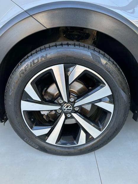 VOLKSWAGEN Nivus 1.0 4P FLEX 200 TSI HIGHLINE TURBO AUTOMTICO, Foto 5