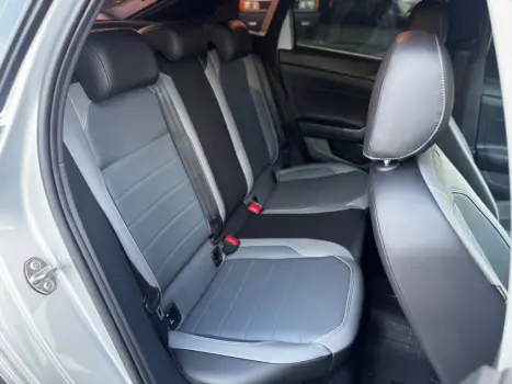 VOLKSWAGEN Nivus 1.0 4P FLEX 200 TSI HIGHLINE TURBO AUTOMTICO, Foto 7