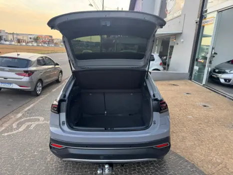 VOLKSWAGEN Nivus 1.0 4P FLEX 200 TSI HIGHLINE TURBO AUTOMTICO, Foto 16