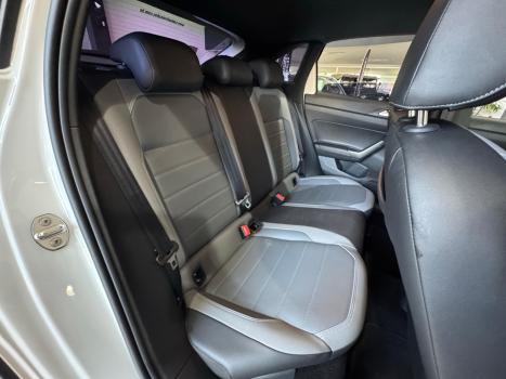 VOLKSWAGEN Nivus 1.0 4P FLEX 200 TSI HIGHLINE TURBO AUTOMTICO, Foto 15