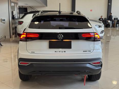 VOLKSWAGEN Nivus 1.0 4P FLEX 200 TSI HIGHLINE TURBO AUTOMTICO, Foto 17