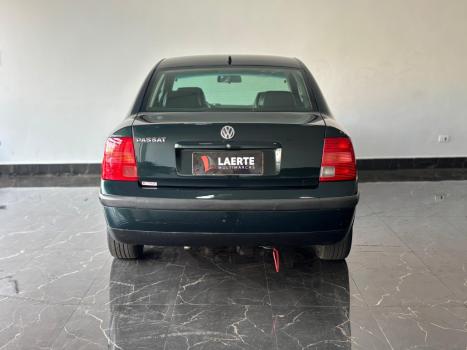 VOLKSWAGEN Passat 1.8 20V 4P, Foto 5