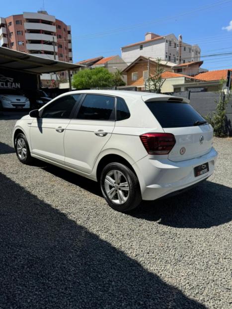 VOLKSWAGEN Polo Hatch 1.0 12V 4P 200 TSI COMFORTLINE, Foto 4