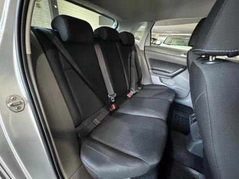 VOLKSWAGEN Polo Hatch 1.0 12V 4P 200 TSI COMFORTLINE, Foto 10