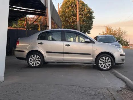 VOLKSWAGEN Polo Sedan 1.6 4P FLEX, Foto 5