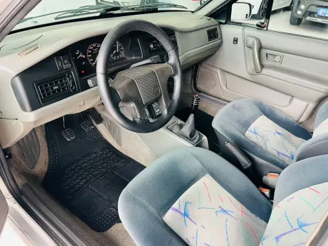 VOLKSWAGEN Santana 1.8 4P CL, Foto 17