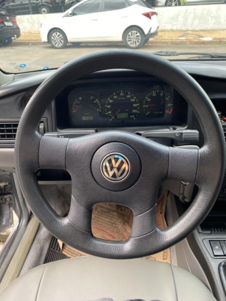 VOLKSWAGEN Santana 2.0 4P, Foto 6