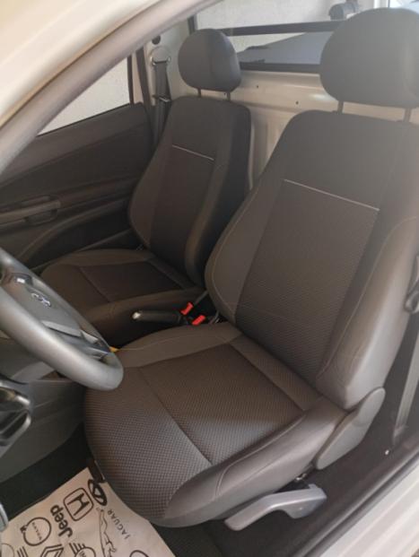 VOLKSWAGEN Saveiro 1.6 FLEX MPI TRENDLINE CABINE SIMPLES, Foto 4