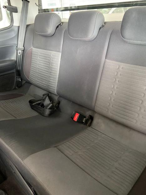VOLKSWAGEN Saveiro 1.6 G6 HIGHLINE CABINE DUPLA FLEX, Foto 11