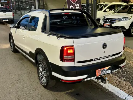 VOLKSWAGEN Saveiro 1.6 G7 CABINE DUPLA CROSS FLEX, Foto 4