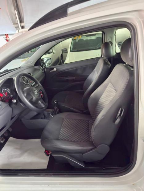 VOLKSWAGEN Saveiro 1.6 G7 CABINE DUPLA TRENDLINE FLEX, Foto 11