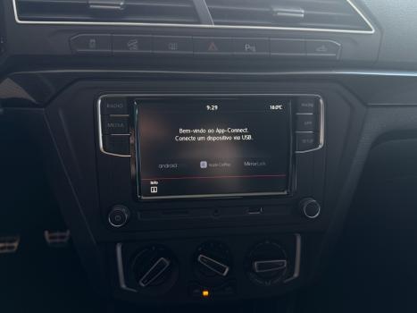 VOLKSWAGEN Saveiro 1.6 G7 CABINE DUPLA CROSS FLEX, Foto 8
