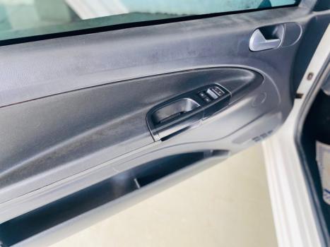 VOLKSWAGEN Saveiro 1.6 G7 ROBUST CABINE DUPLA FLEX, Foto 13