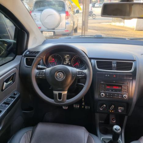 VOLKSWAGEN Space Cross 1.6 4P FLEX, Foto 10
