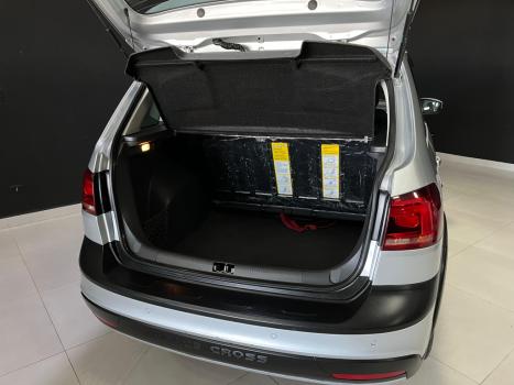 VOLKSWAGEN Space Fox 1.6 4P FLEX, Foto 10