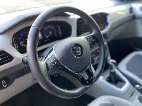 VOLKSWAGEN T-Cross 1.4 4P 250 TSI FLEX HIGHLINE AUTOMTICO, Foto 17