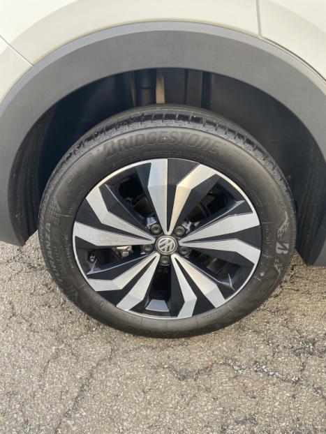 VOLKSWAGEN T-Cross 1.4 4P 250 TSI FLEX HIGHLINE AUTOMTICO, Foto 17