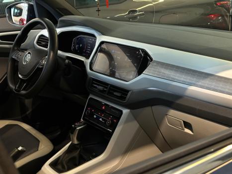 VOLKSWAGEN T-Cross 1.4 4P 250 TSI FLEX HIGHLINE AUTOMTICO, Foto 14