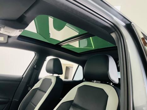 VOLKSWAGEN T-Cross 1.4 4P 250 TSI FLEX HIGHLINE AUTOMTICO, Foto 12