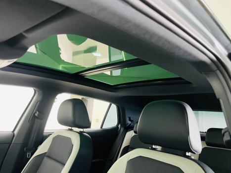 VOLKSWAGEN T-Cross 1.4 4P 250 TSI FLEX HIGHLINE AUTOMTICO, Foto 13