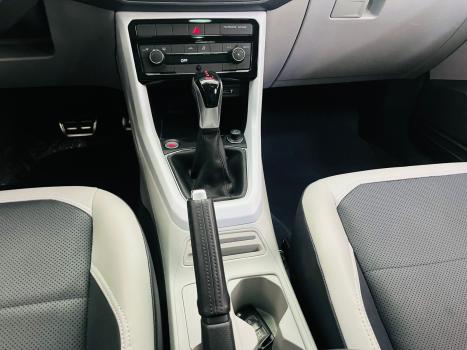 VOLKSWAGEN T-Cross 1.4 4P 250 TSI FLEX HIGHLINE AUTOMTICO, Foto 15