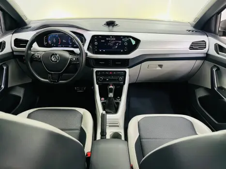 VOLKSWAGEN T-Cross 1.4 4P 250 TSI FLEX HIGHLINE AUTOMTICO, Foto 4