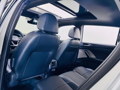 VOLKSWAGEN T-Cross 1.4 4P 250 TSI FLEX HIGHLINE AUTOMTICO, Foto 9