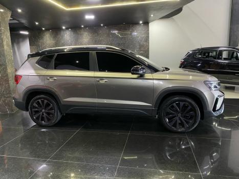 VOLKSWAGEN Taos 1.4 16V 4P FLEX 250 TSI HIGHLINE AUTOMTICO, Foto 10