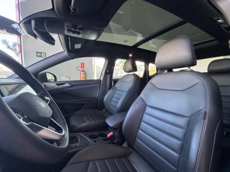 VOLKSWAGEN Taos 1.4 16V 4P FLEX 250 TSI HIGHLINE AUTOMTICO, Foto 5