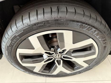 VOLKSWAGEN Taos 1.4 16V 4P FLEX 250 TSI HIGHLINE AUTOMTICO, Foto 13