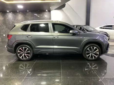 VOLKSWAGEN Taos 1.4 16V 4P FLEX 250 TSI HIGHLINE AUTOMTICO, Foto 9