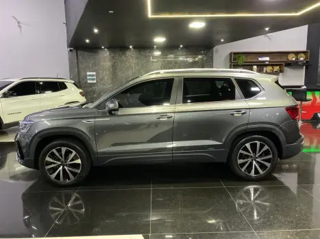 VOLKSWAGEN Taos 1.4 16V 4P FLEX 250 TSI HIGHLINE AUTOMTICO, Foto 10