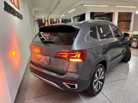 VOLKSWAGEN Taos 1.4 16V 4P FLEX 250 TSI HIGHLINE AUTOMTICO, Foto 3