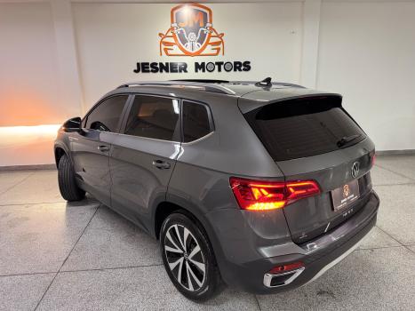 VOLKSWAGEN Taos 1.4 16V 4P FLEX 250 TSI HIGHLINE AUTOMTICO, Foto 5