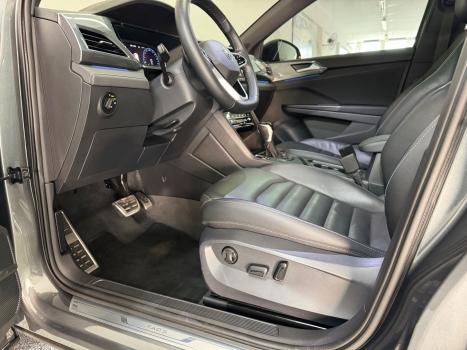 VOLKSWAGEN Taos 1.4 16V 4P FLEX 250 TSI HIGHLINE AUTOMTICO, Foto 24