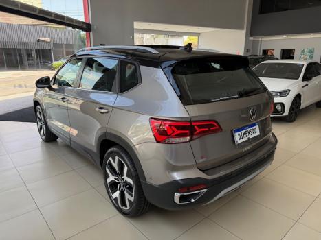 VOLKSWAGEN Taos 1.4 16V 4P FLEX 250 TSI HIGHLINE AUTOMTICO, Foto 3