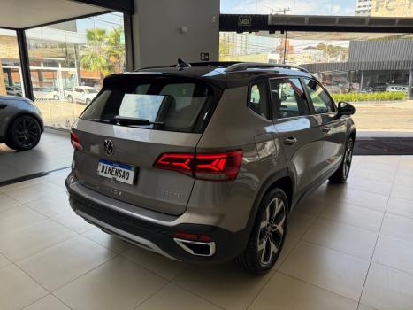 VOLKSWAGEN Taos 1.4 16V 4P FLEX 250 TSI HIGHLINE AUTOMTICO, Foto 4