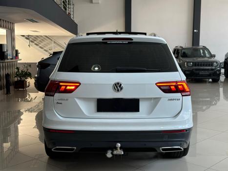 VOLKSWAGEN Tiguan 1.4 250 TSI TOTAL FLEX ALLSPACE COMFORTLINE TURBO AUTOMTICO TIPTRONIC, Foto 4