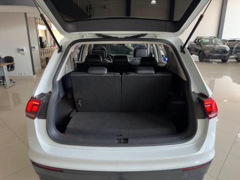 VOLKSWAGEN Tiguan 1.4 250 TSI TOTAL FLEX ALLSPACE COMFORTLINE TURBO AUTOMTICO TIPTRONIC, Foto 18