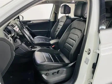 VOLKSWAGEN Tiguan 1.4 16V 4P TSI 250 FLEX TURBO AUTOMTICO, Foto 16
