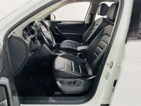 VOLKSWAGEN Tiguan 1.4 16V 4P TSI 250 FLEX TURBO AUTOMTICO, Foto 17