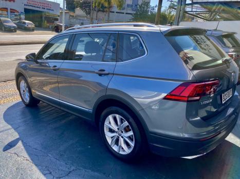 VOLKSWAGEN Tiguan 1.4 250 TSI TOTAL FLEX ALLSPACE COMFORTLINE TURBO AUTOMTICO TIPTRONIC, Foto 3